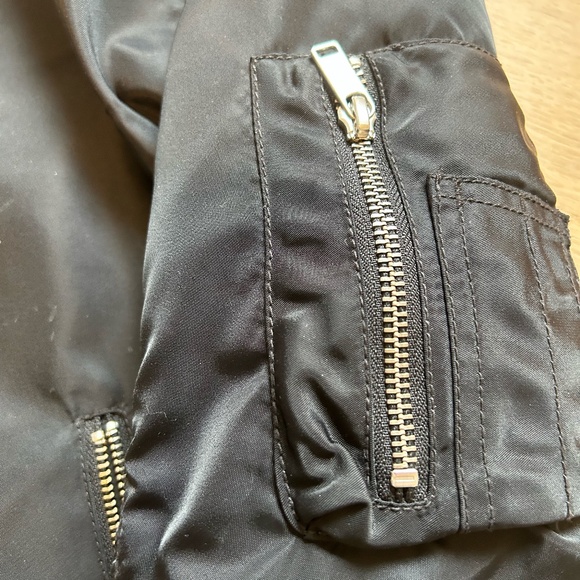 Aritzia The Group by Babaton Bomber Jacket - Picture 4 of 4